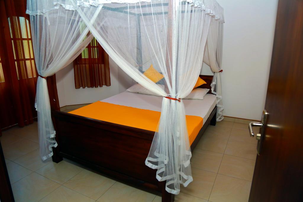 4 S Villa Tangalle Exterior photo