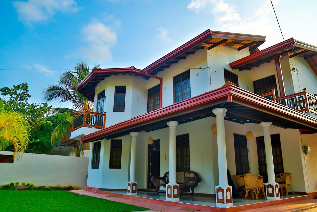 4 S Villa Tangalle Exterior photo