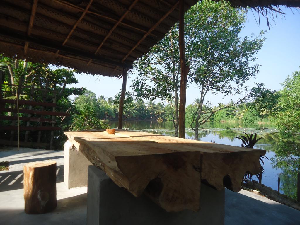 4 S Villa Tangalle Exterior photo